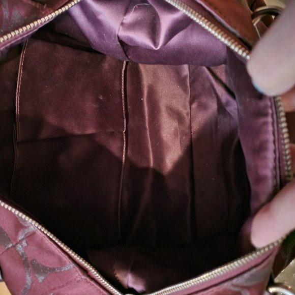 Like New Coach Campbell Signature C's Shoulder or Handbag m - Picture 11 of 12
